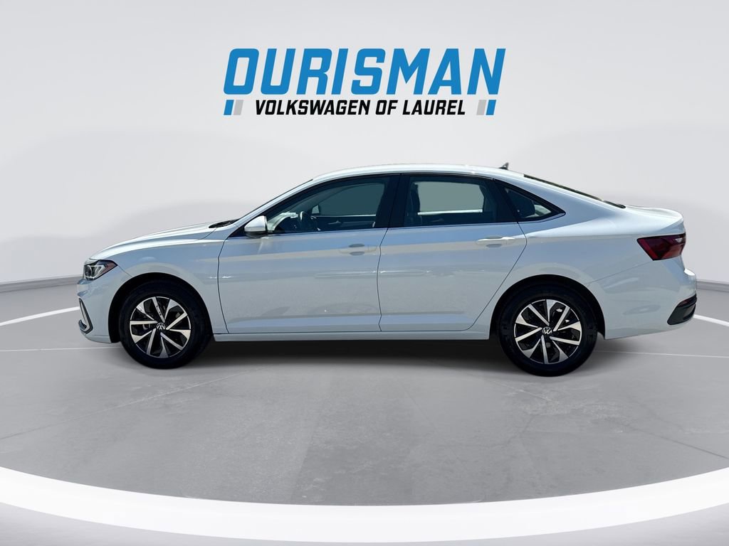 Used 2025 Volkswagen Jetta S FWD image 5