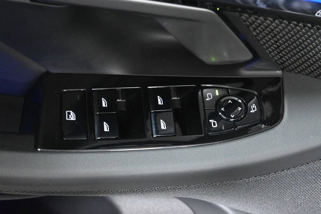 Used 2025 BMW M5 Touring AWD/4WD image 30