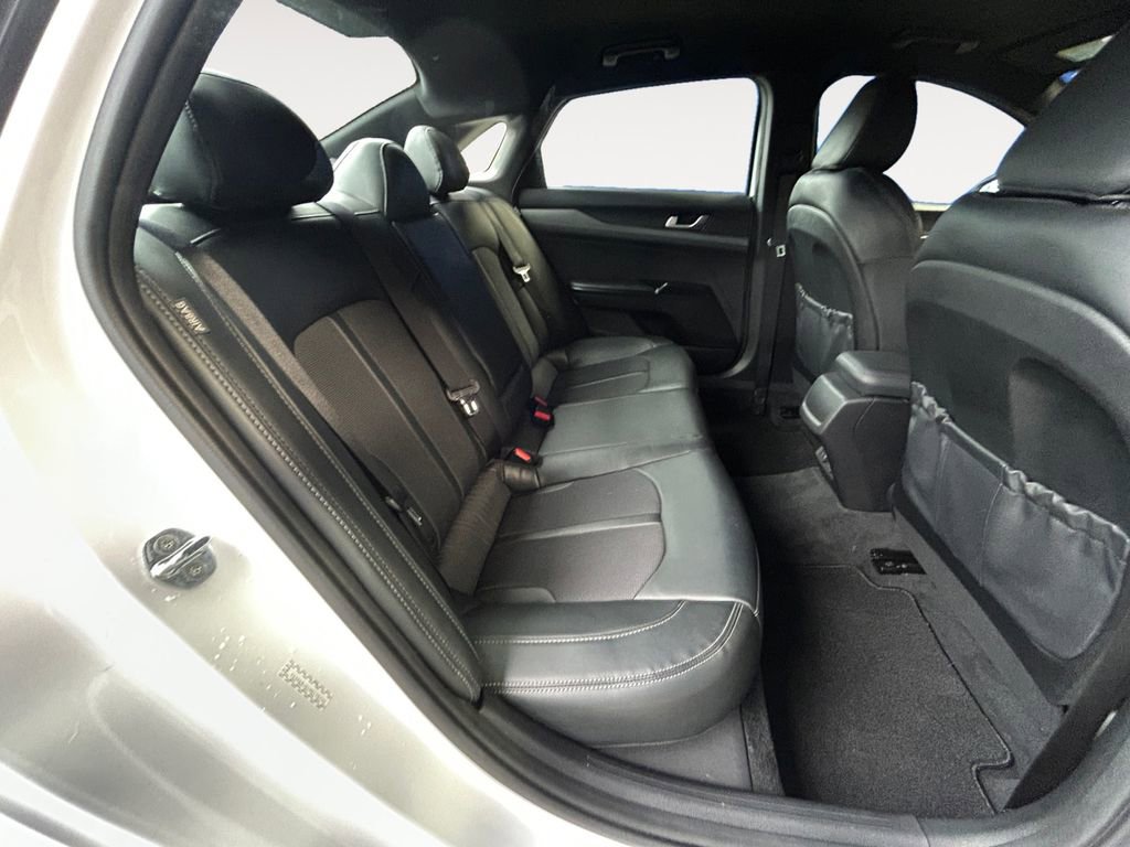 Used 2022 Kia K5 GT-Line image 11