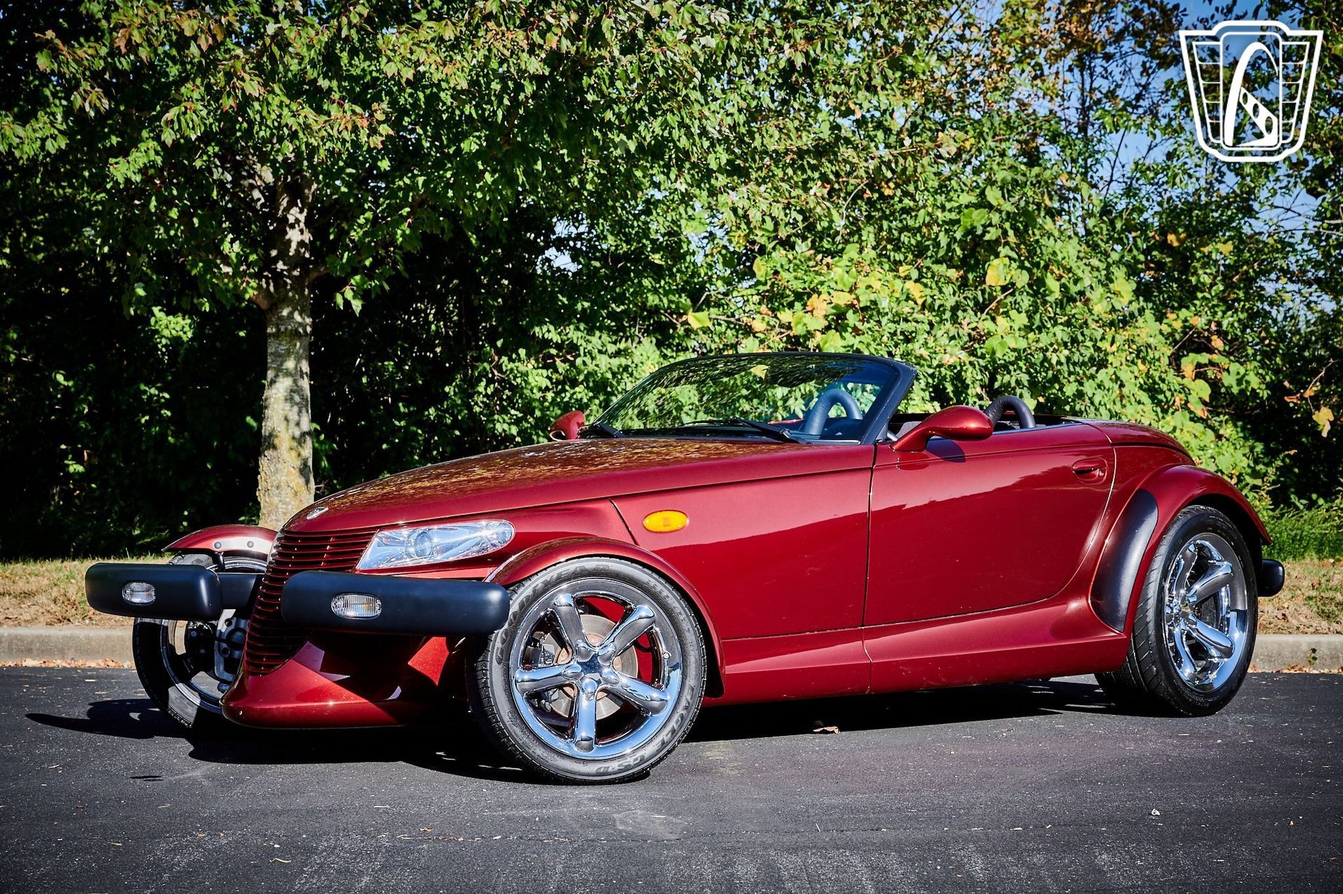 Used 2002 Chrysler Prowler image 3
