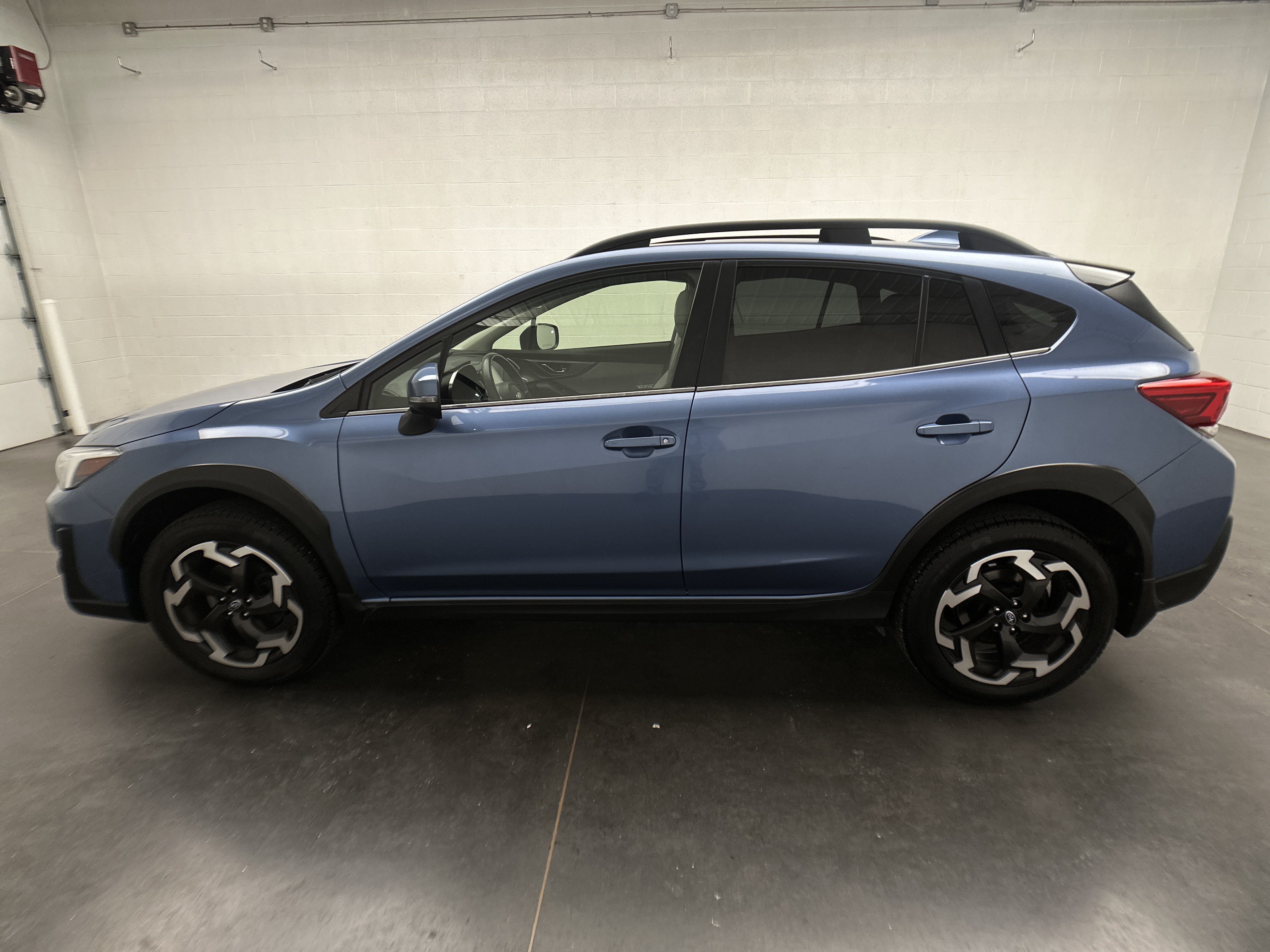 Used 2023 Subaru Crosstrek 2.5i Limited AWD/4WD image 6