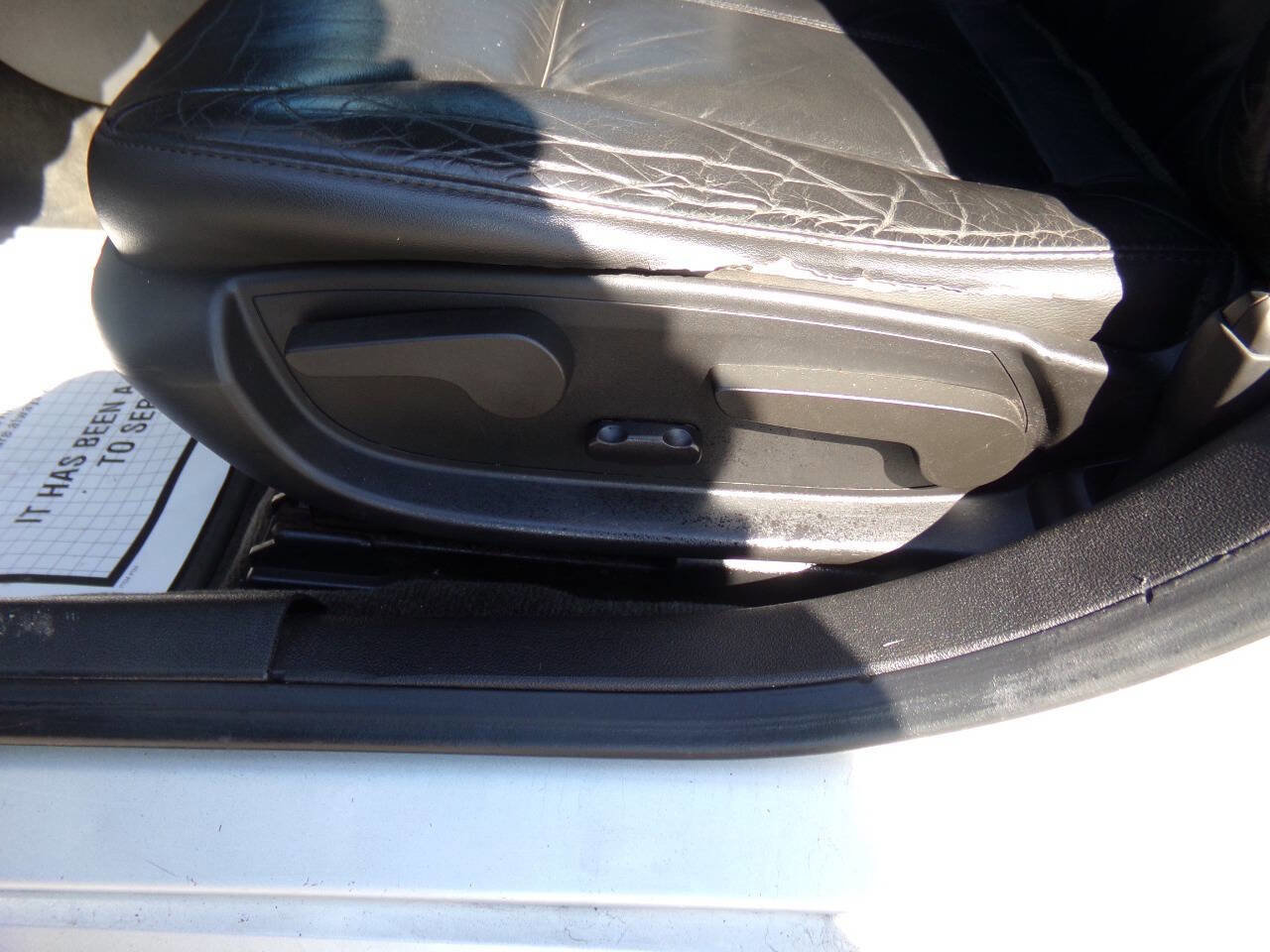 Used 2011 Chevrolet Impala LT w/ Luxury Edition Package image 16