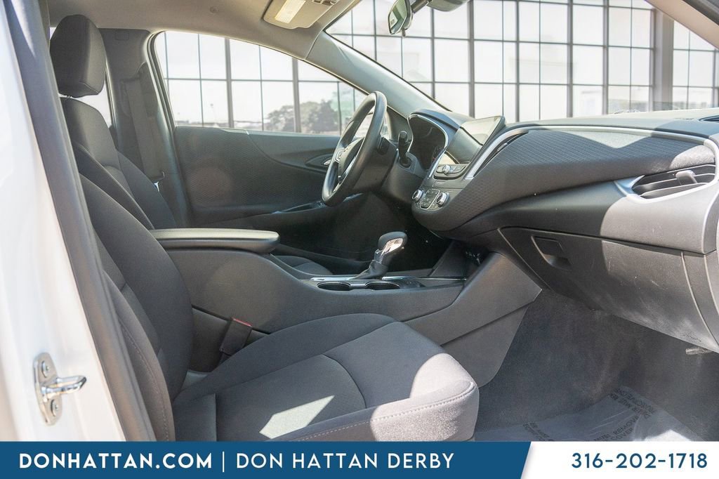 Used 2024 Chevrolet Malibu LT FWD image 21