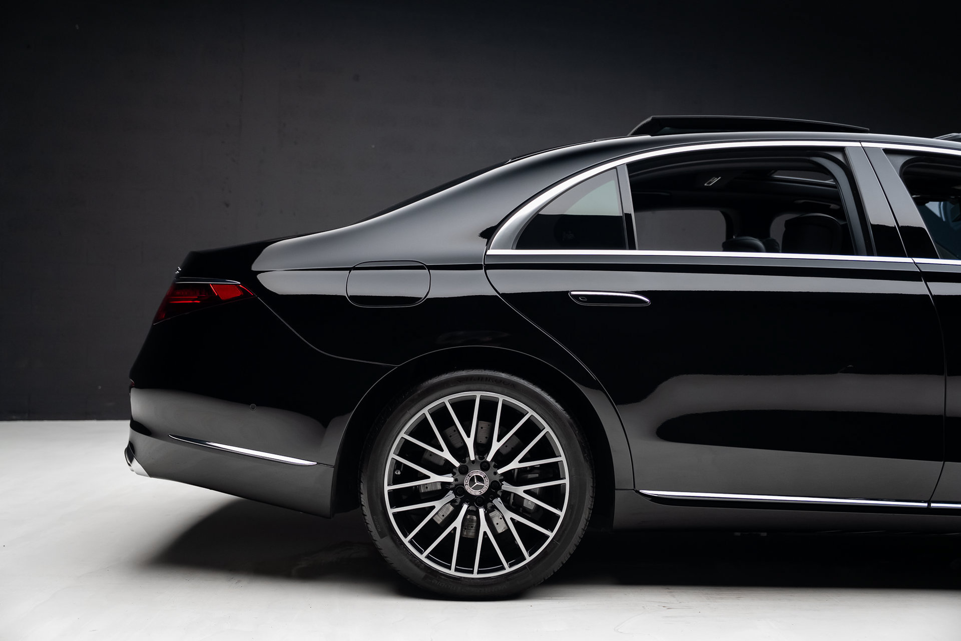 Used 2023 Mercedes-Benz S 580 4MATIC Sedan image 37