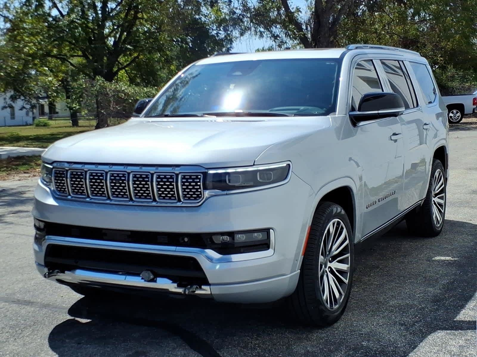 Used 2024 Jeep Grand Wagoneer Series III AWD/4WD image 15