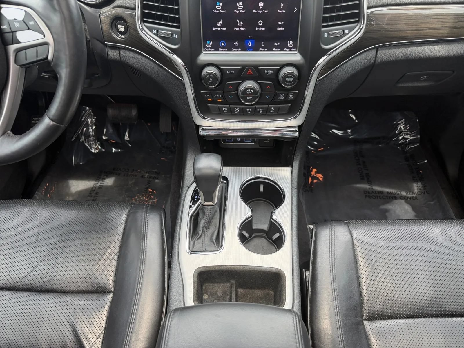 Used 2018 Jeep Grand Cherokee Overland w/ Interior Metal Package RWD image 19