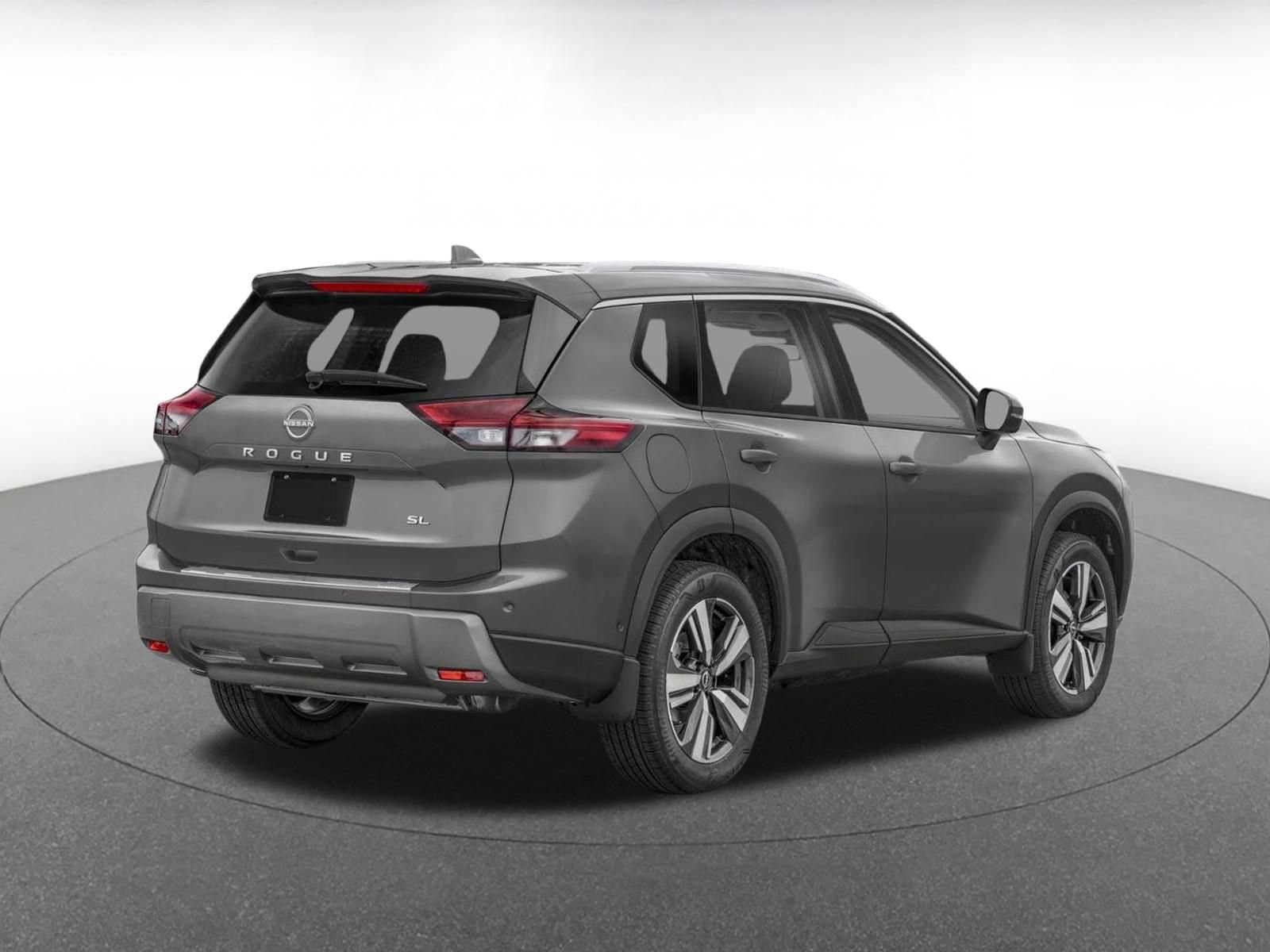 Used 2026 Nissan Rogue SL FWD image 2