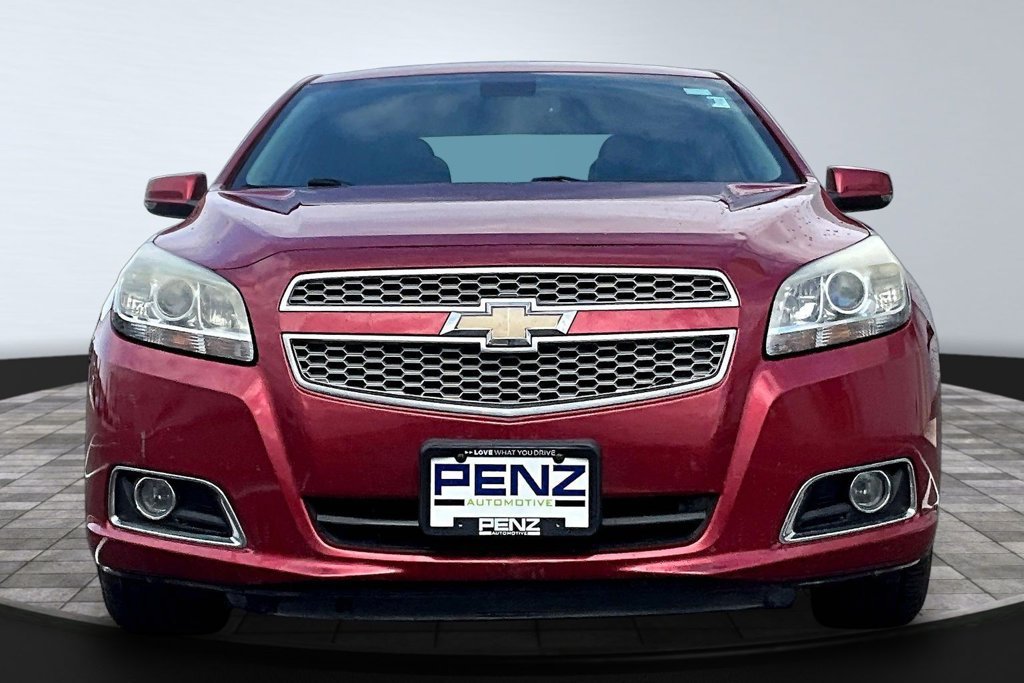 Used 2013 Chevrolet Malibu LTZ FWD image 2