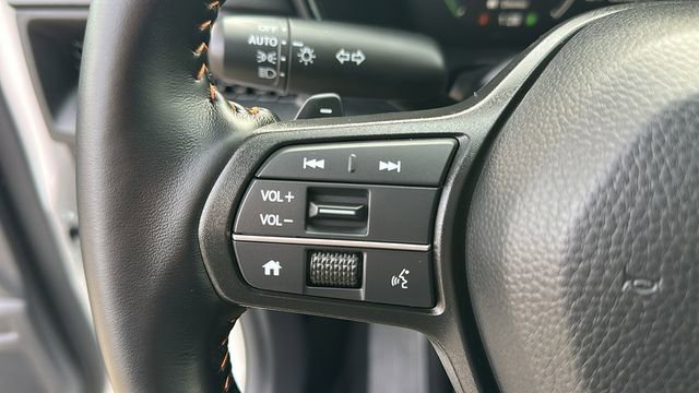 Used 2025 Honda CR-V Sport-L image 13