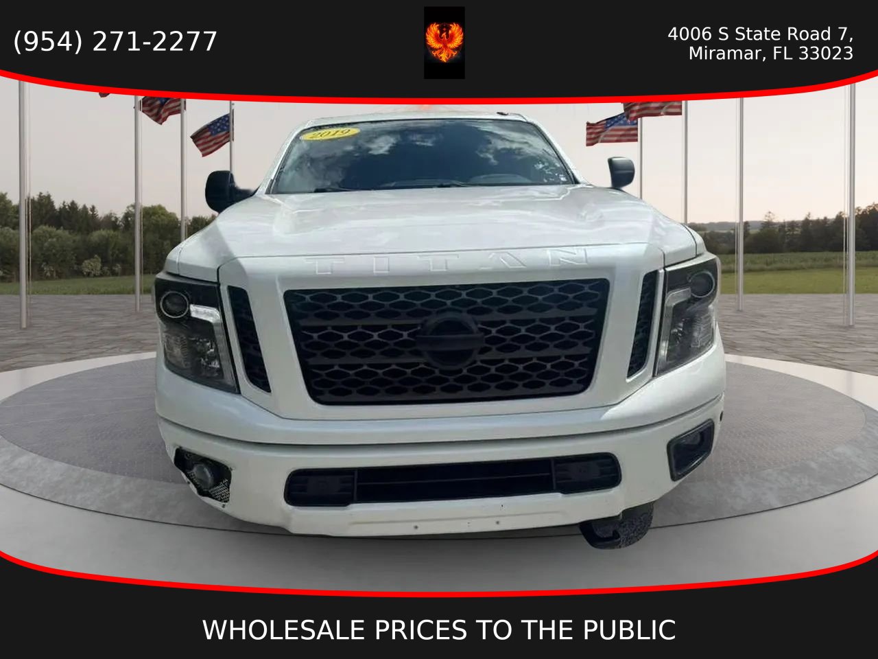Used 2019 Nissan Titan SV w/ SV Convenience Package AWD/4WD image 2