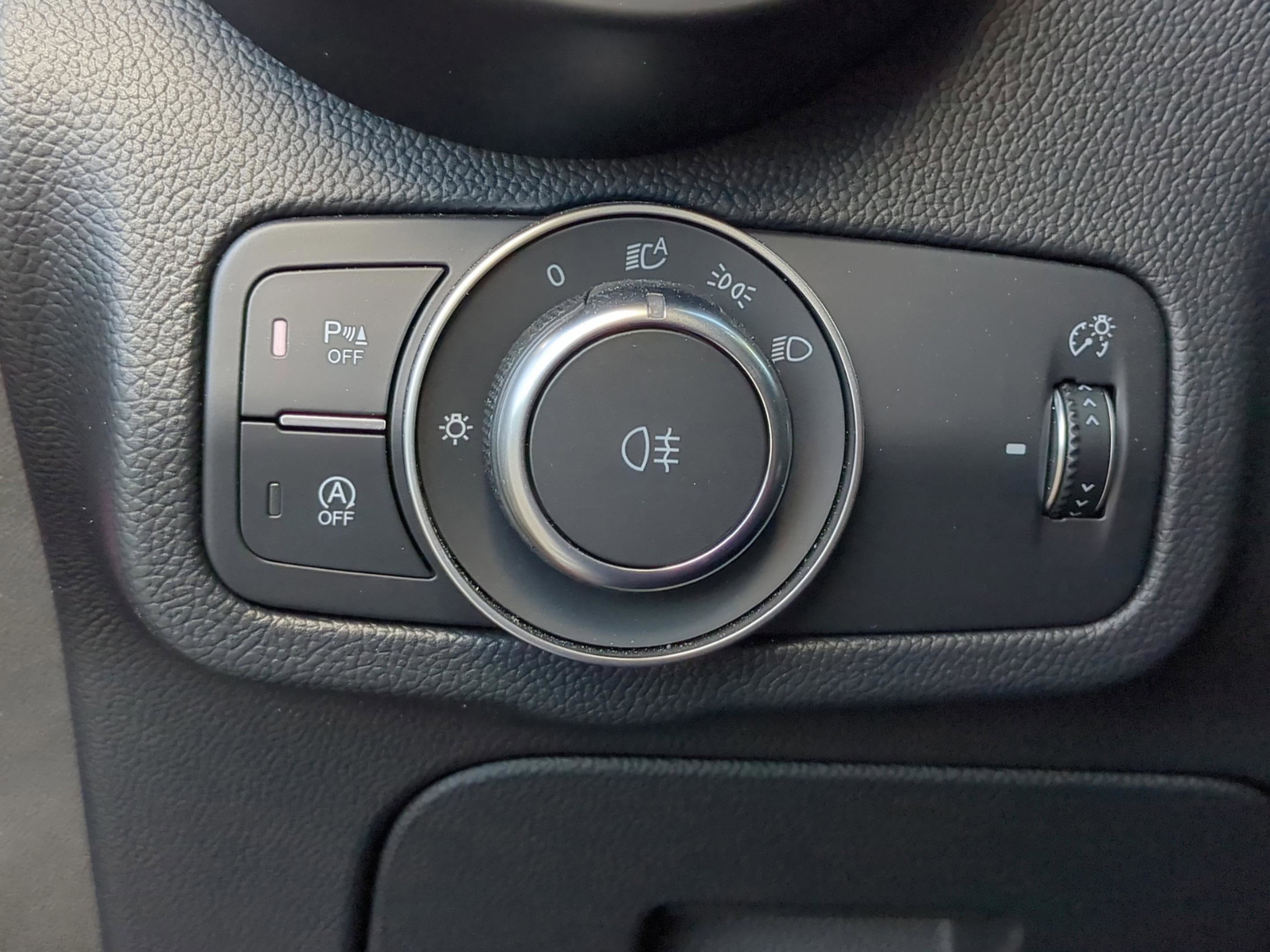 Used 2023 Alfa Romeo Stelvio Ti w/ Active Assist Plus Package image 22