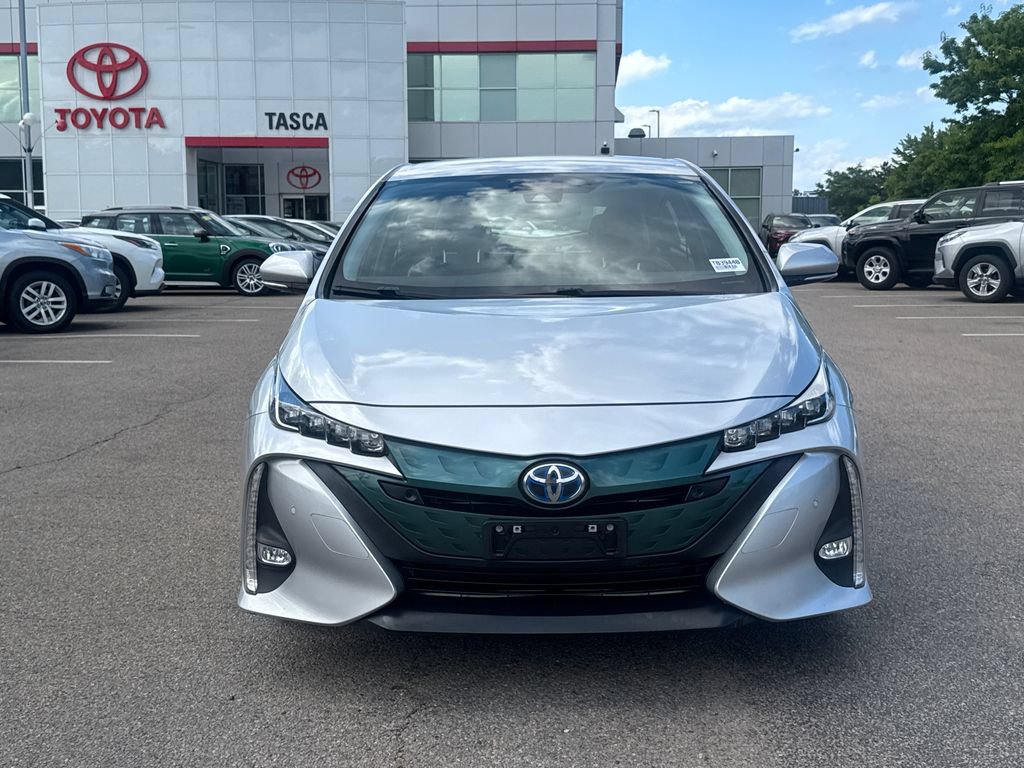 Used 2019 Toyota Prius Prime Advanced FWD image 2