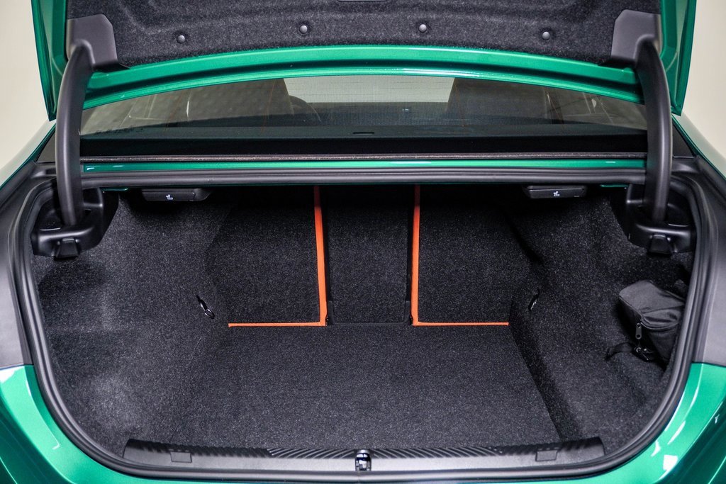 Used 2025 BMW M5 w/ Carbon Package image 32