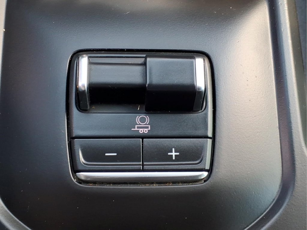 Used 2024 GMC Sierra 2500 Denali Ultimate w/ Snow Plow Prep/Camper Package AWD/4WD image 14