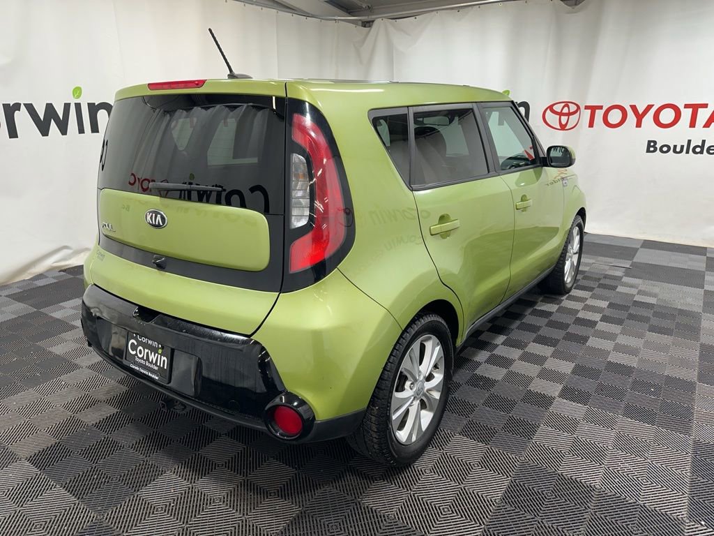 Used 2016 Kia Soul + image 7