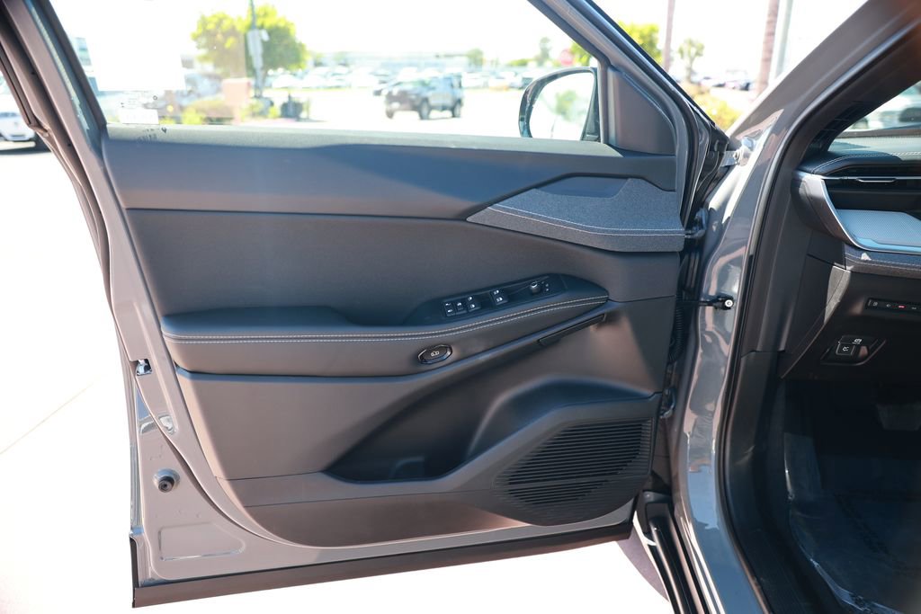 New 2026 Jeep Cherokee Laredo image 13