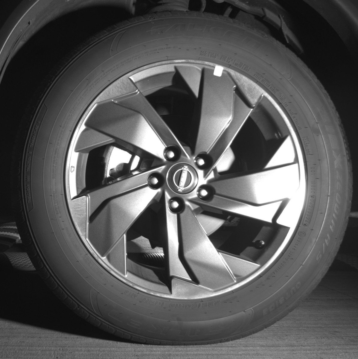 Used 2025 Nissan Rogue SV FWD image 12