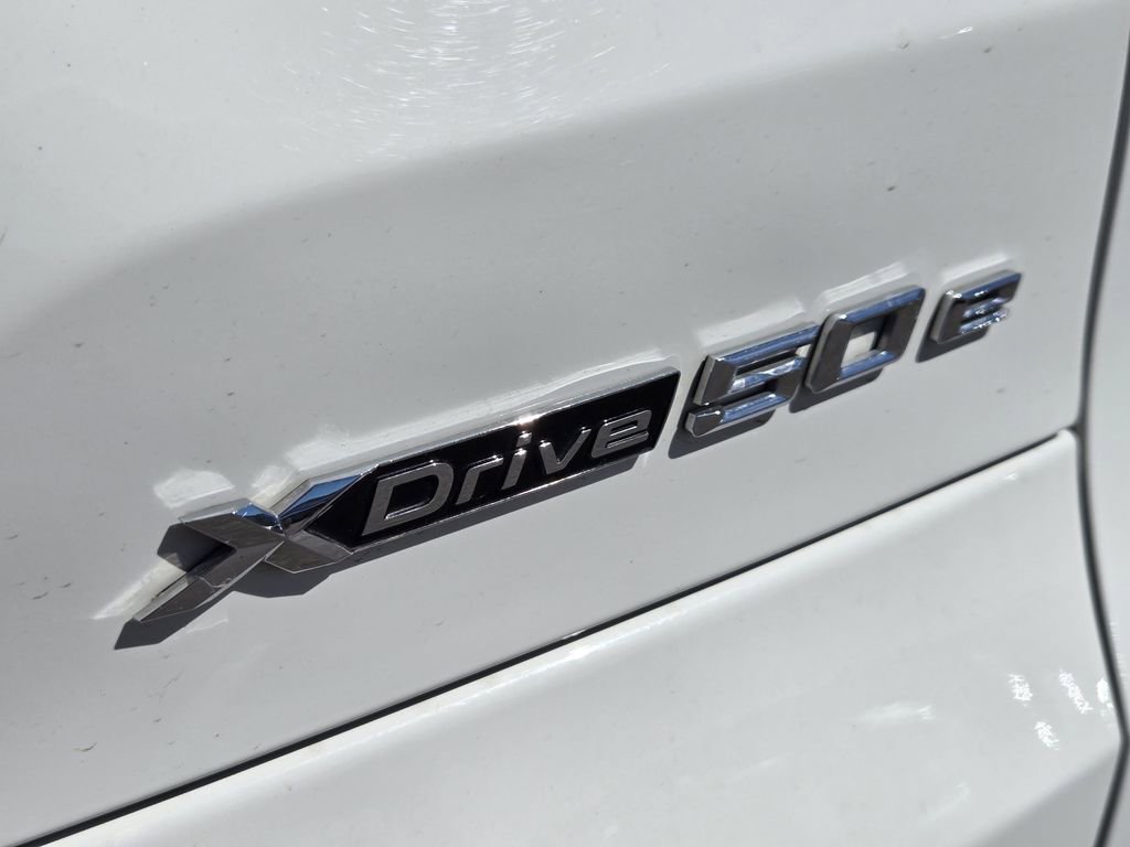 Used 2024 BMW X5 xDrive50e w/ Executive Package image 13