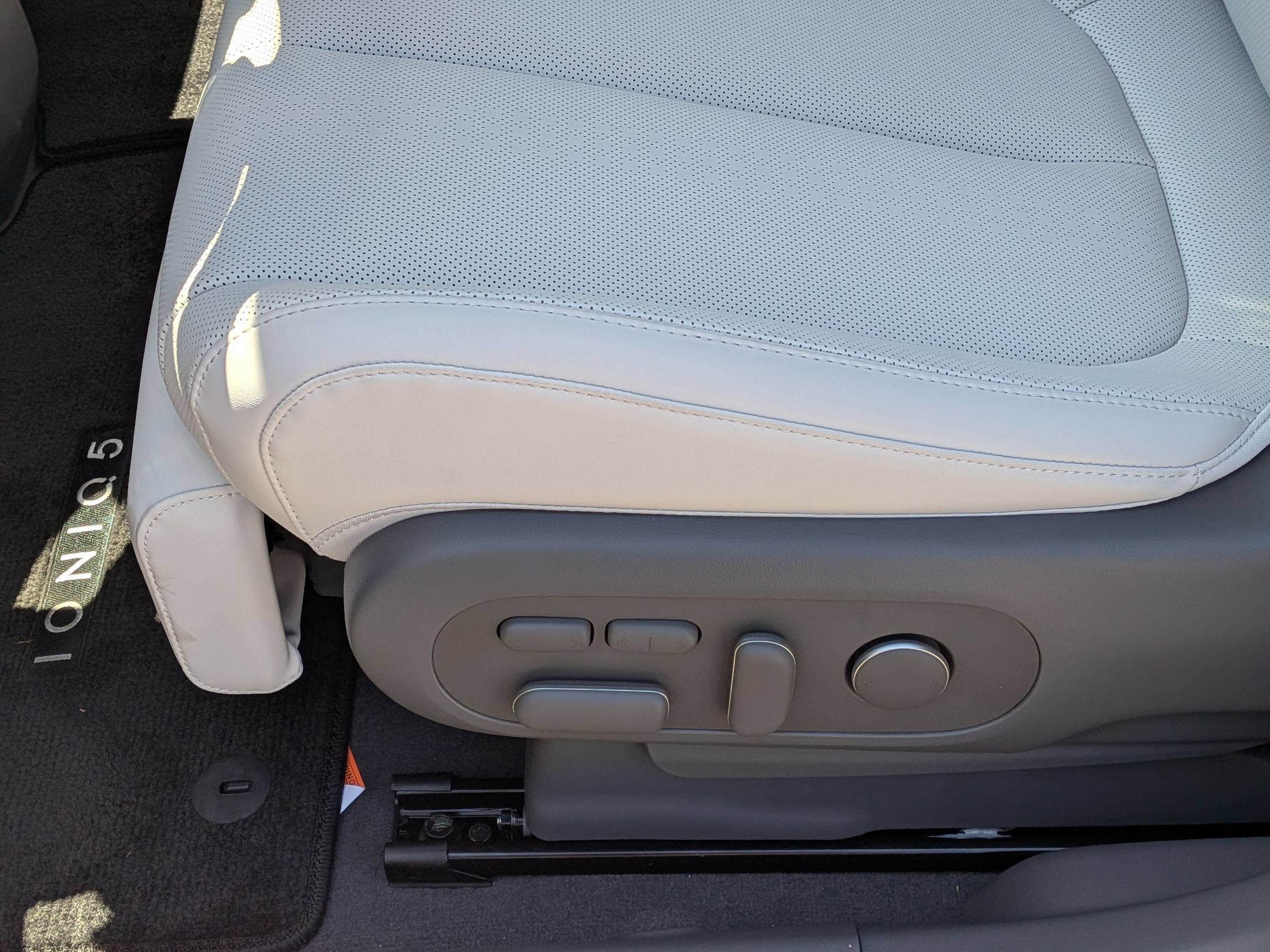 New 2026 Hyundai Ioniq 5 Limited RWD image 19