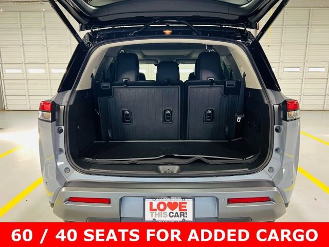 New 2026 Nissan Pathfinder Platinum image 13