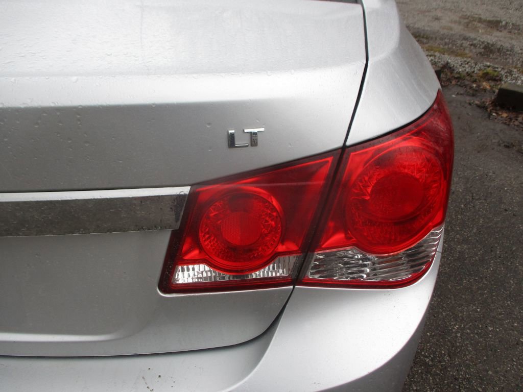Used 2015 Chevrolet Cruze LT image 7