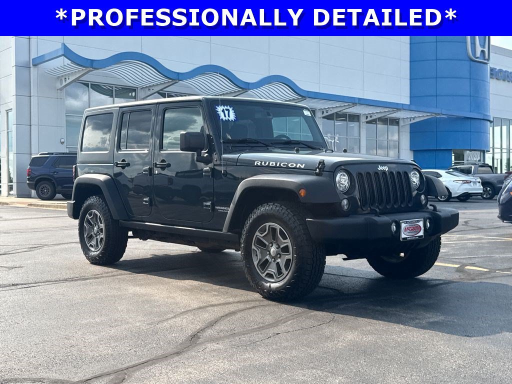 Used 2017 Jeep Wrangler Unlimited Rubicon w/ Connectivity Group AWD/4WD image 3