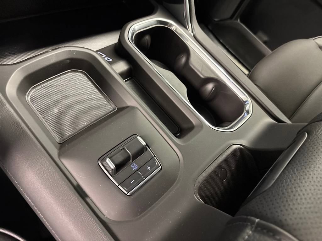 New 2025 GMC Sierra 2500 Denali w/ Denali Reserve Package image 37