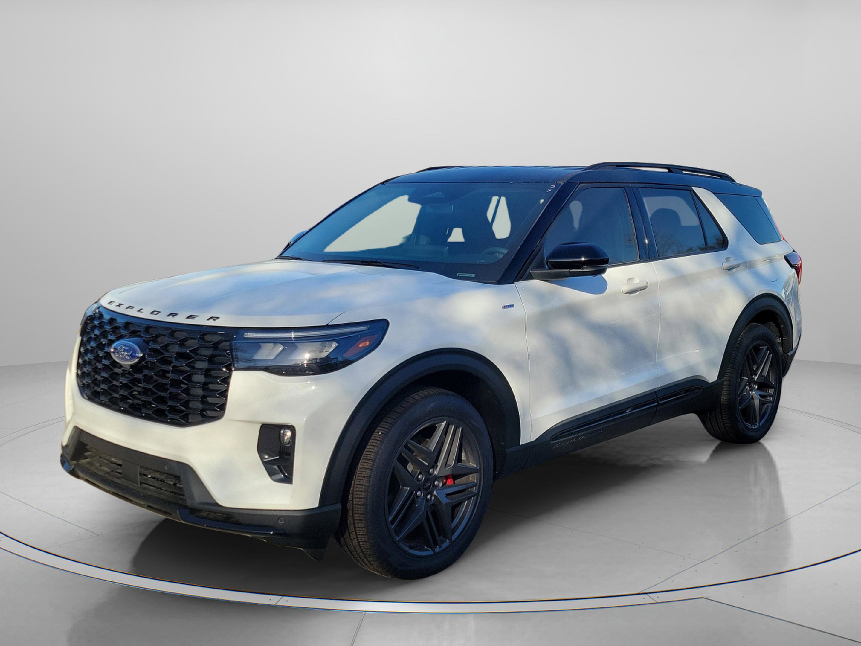 New 2025 Ford Explorer ST-Line w/ Premium Package image 2
