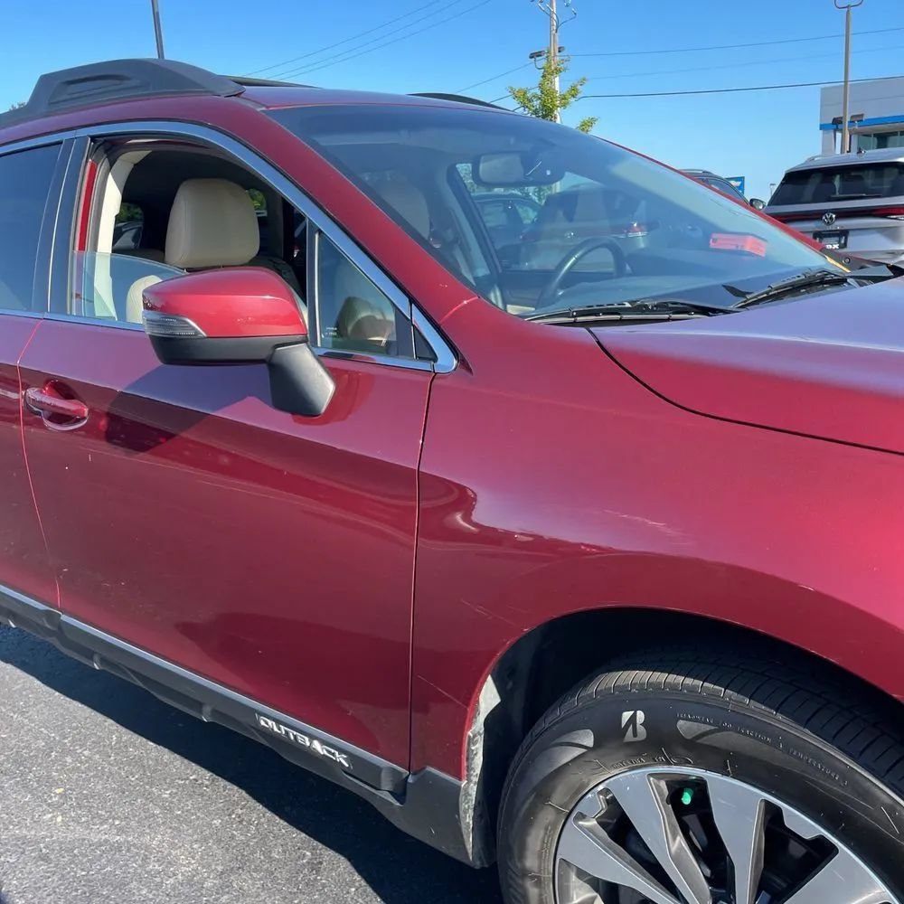 Used 2015 Subaru Outback 2.5i Limited AWD/4WD image 13
