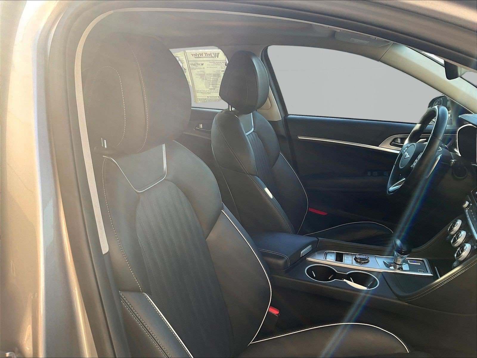 Used 2020 Genesis G70 2.0T w/ Elite Package RWD image 29