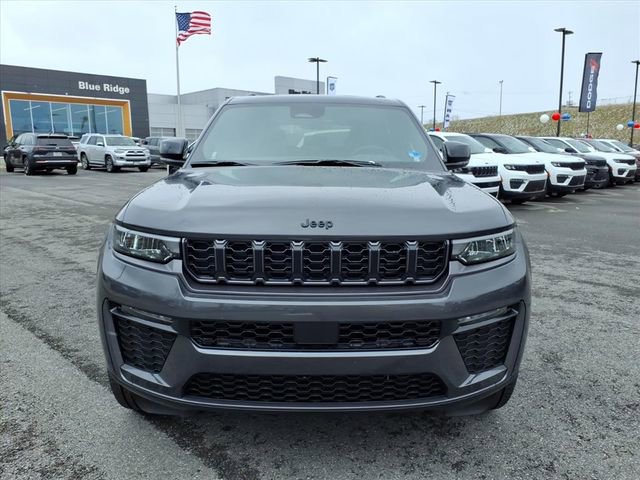 New 2026 Jeep Grand Cherokee Limited w/ Limited Altitude Package AWD/4WD image 10