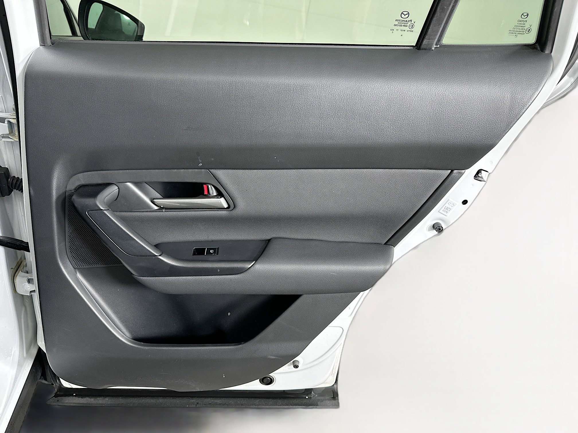 Used 2025 MAZDA CX-50 AWD 2.5 S w/ Premium Package image 31