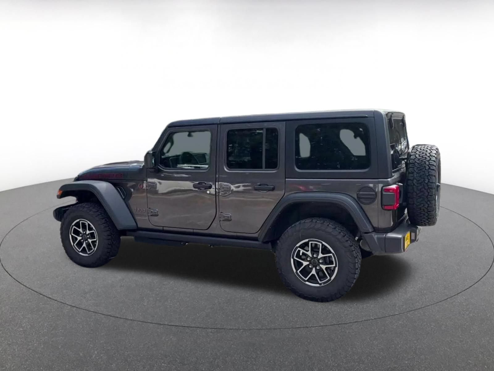 Used 2026 Jeep Wrangler Unlimited Rubicon AWD/4WD image 8