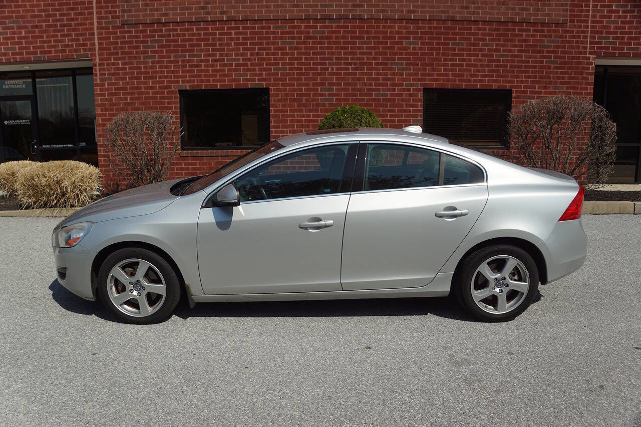 Used 2012 Volvo S60 T5 image 3