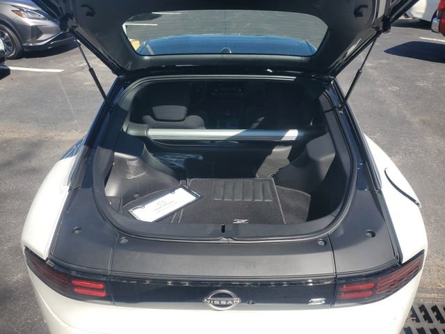 Certified 2024 Nissan Z Sport w/ Floor Mat Package image 7