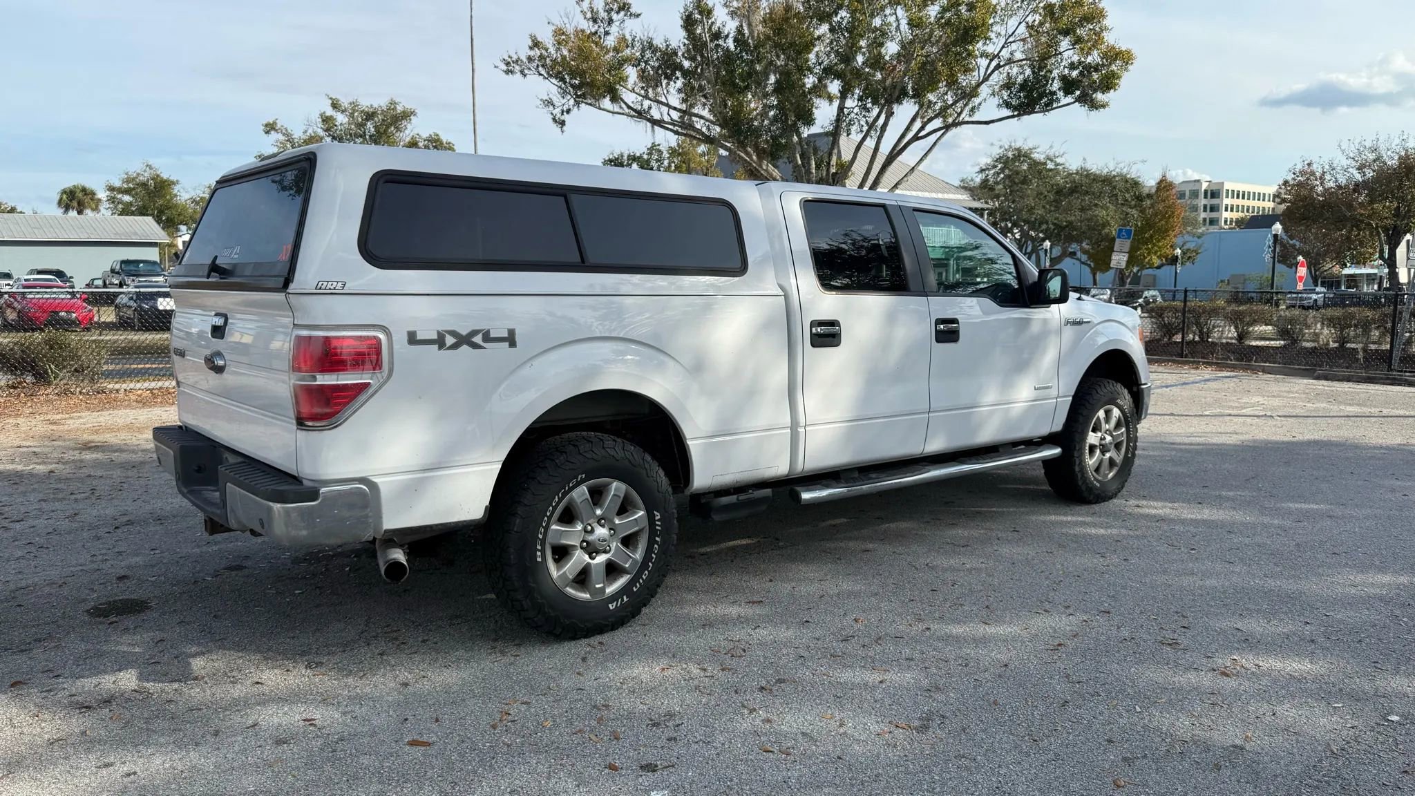 Used 2014 Ford F150 XLT w/ Equipment Group 302A Luxury image 6