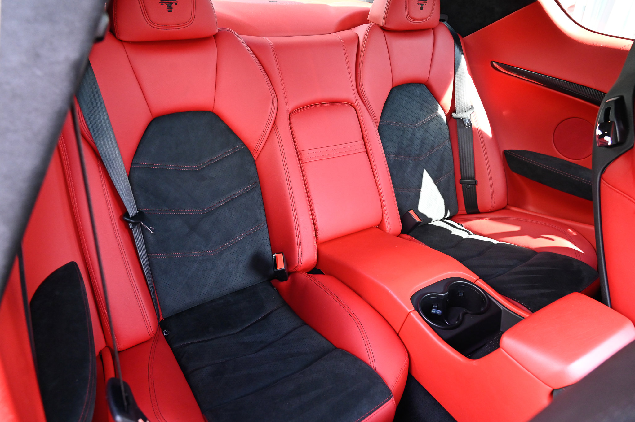 Used 2017 Maserati GranTurismo MC image 43