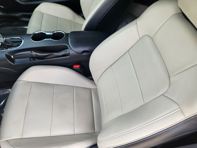 Used 2017 Ford Mustang GT Premium w/ Equipment Group 401A image 8