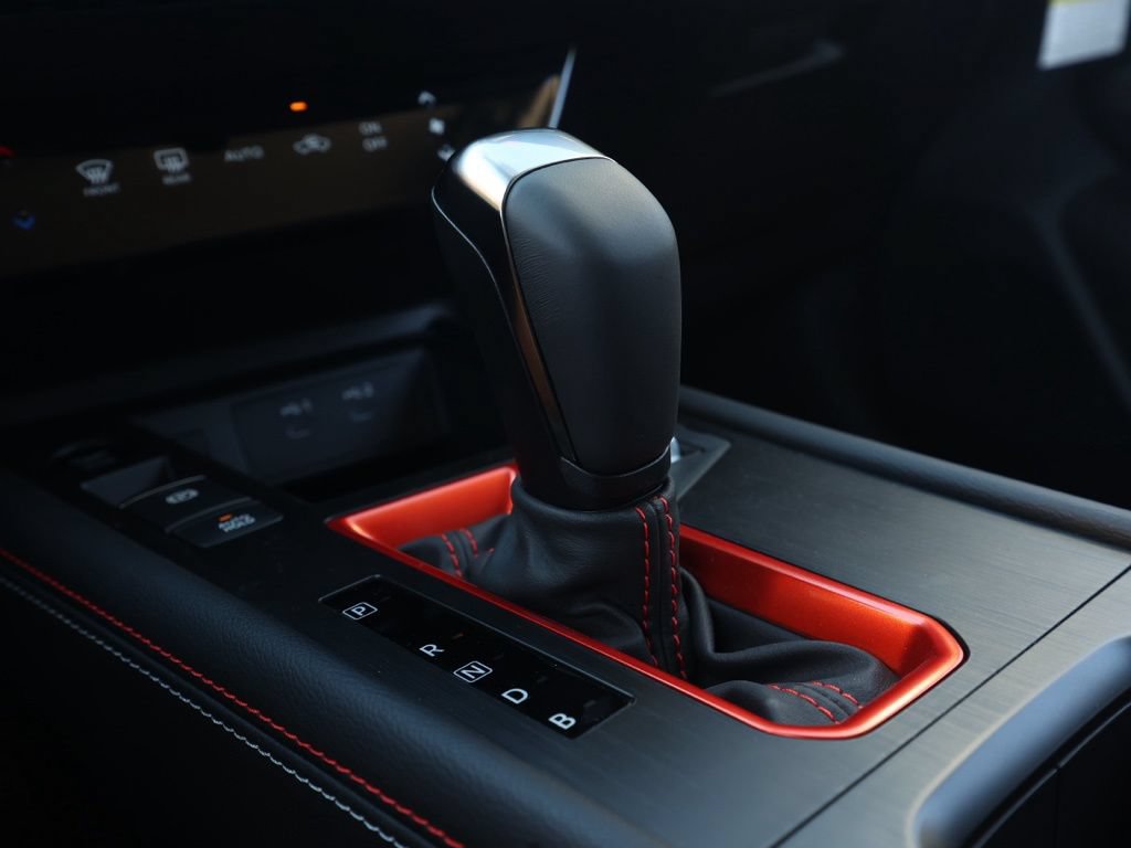 New 2026 Nissan Kicks SR FWD image 37