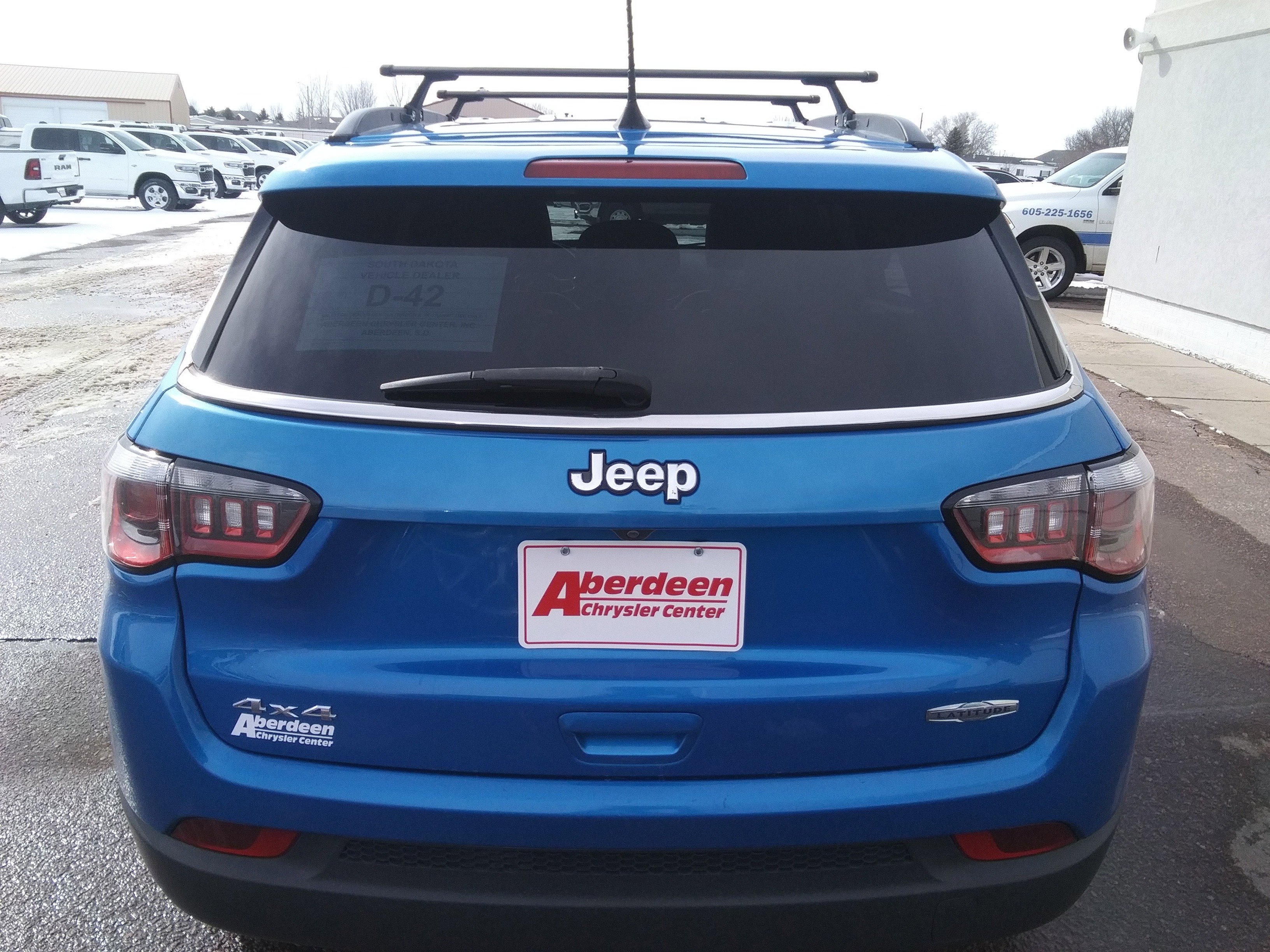 Used 2020 Jeep Compass Latitude image 6