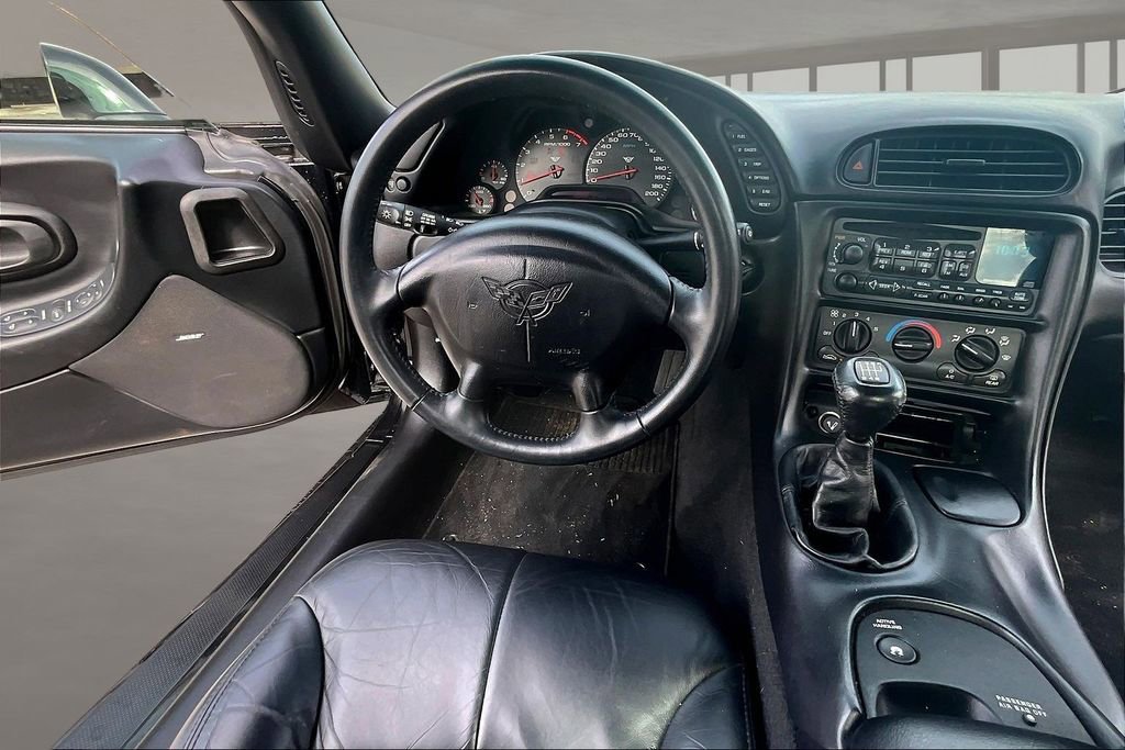 Used 2002 Chevrolet Corvette Base image 8