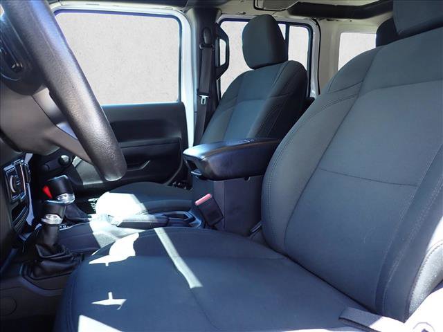Used 2022 Jeep Wrangler Unlimited Sport AWD/4WD image 12