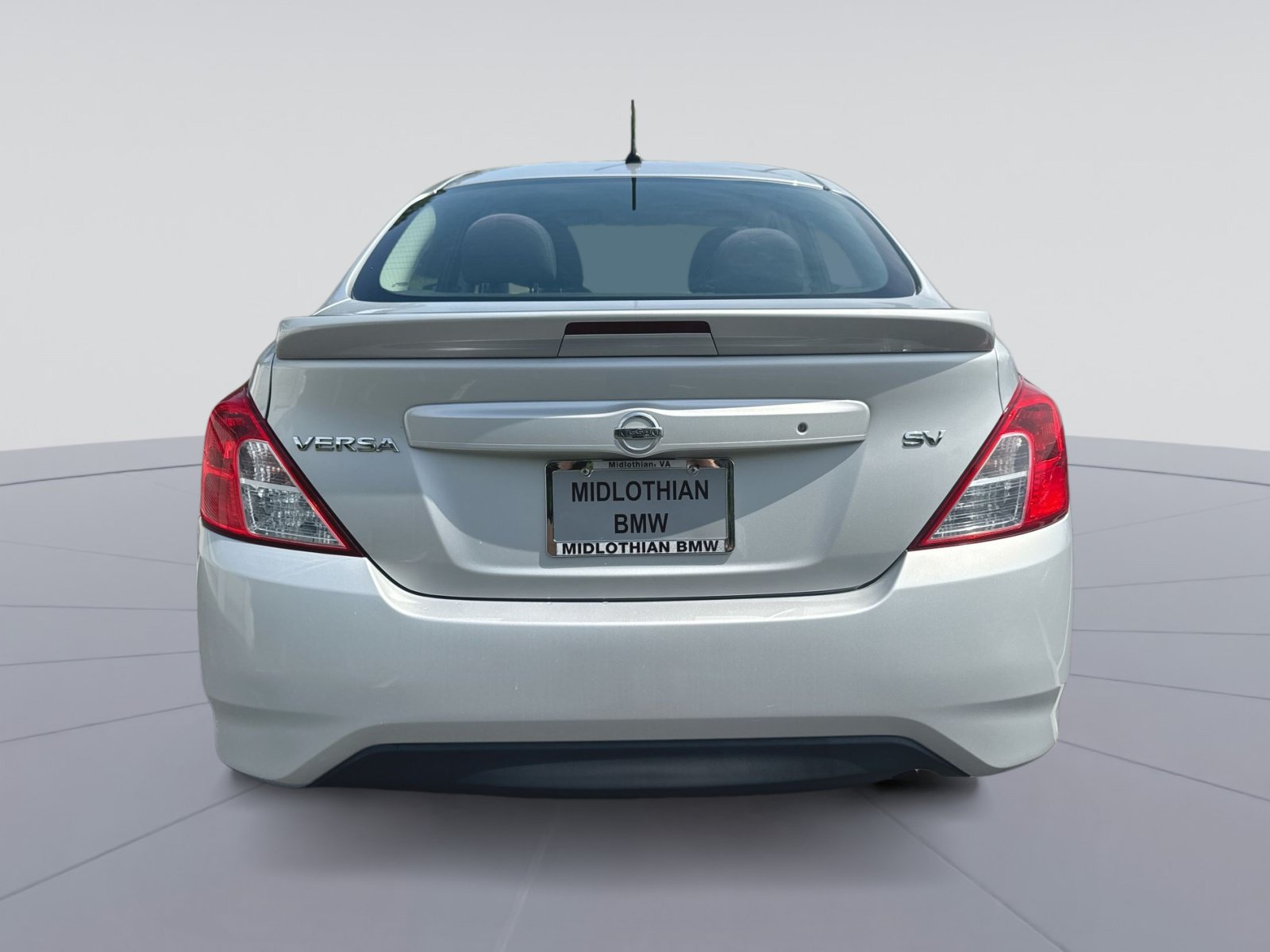 Used 2018 Nissan Versa SV FWD image 27
