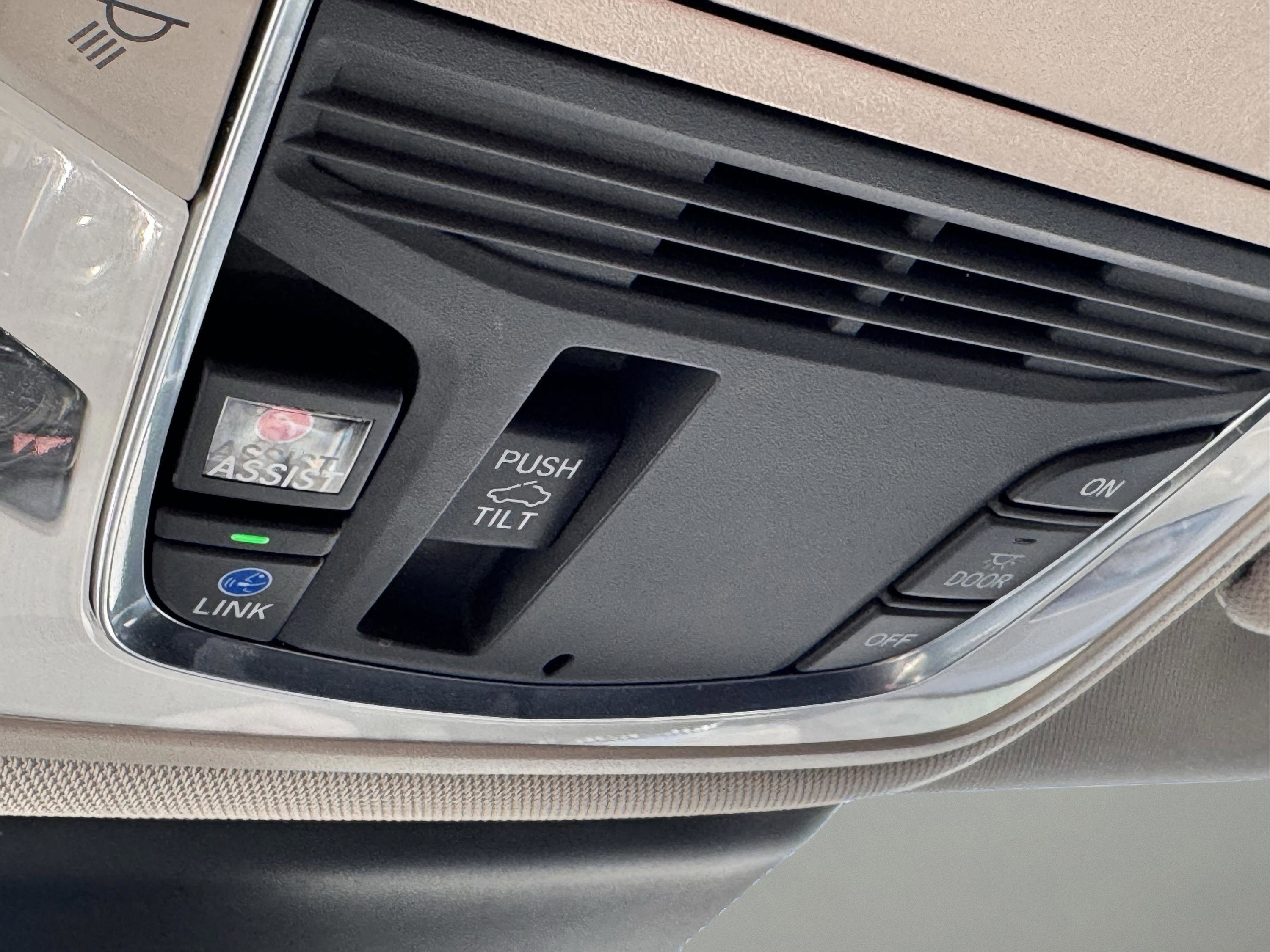 Used 2021 Acura TLX SH-AWD image 21