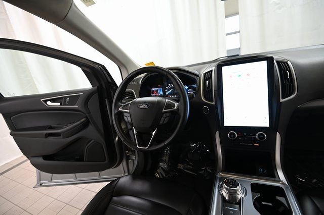 Used 2022 Ford Edge SEL image 24