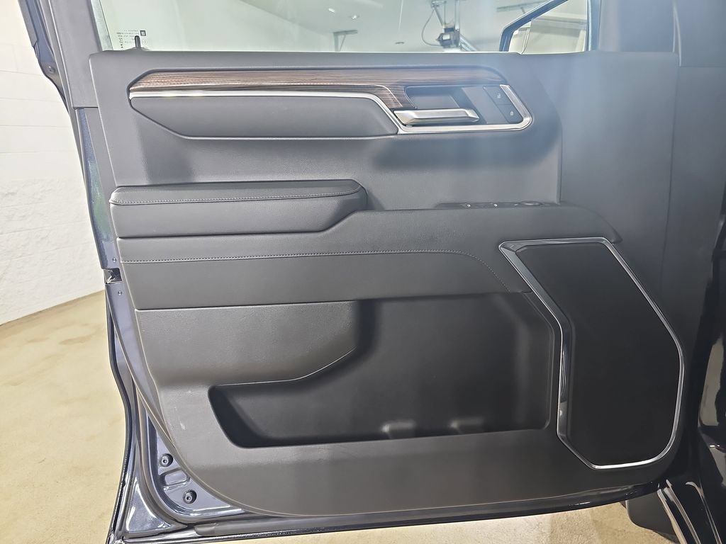 Certified 2024 Chevrolet Silverado 1500 LT AWD/4WD image 31