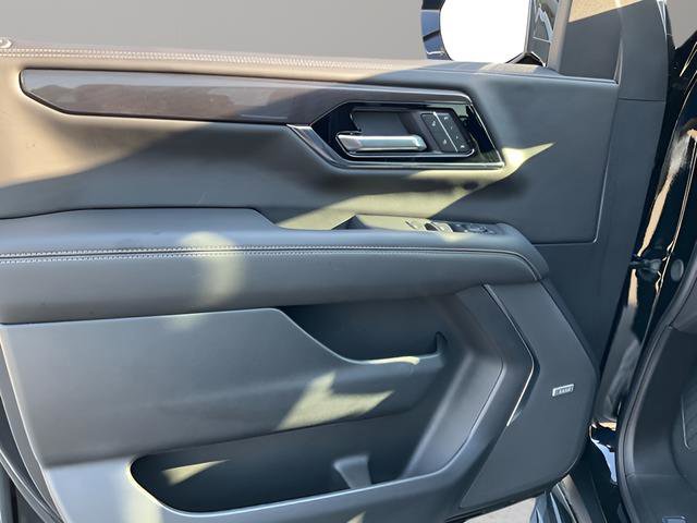 Certified 2025 GMC Yukon XL Elevation image 7