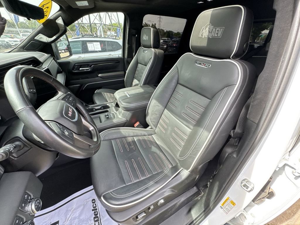 Certified 2025 GMC Sierra 2500 AT4X w/ AT4X AEV Edition AWD/4WD image 23