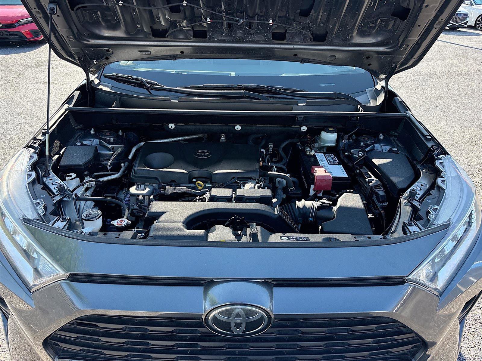 Used 2019 Toyota RAV4 XLE FWD image 33