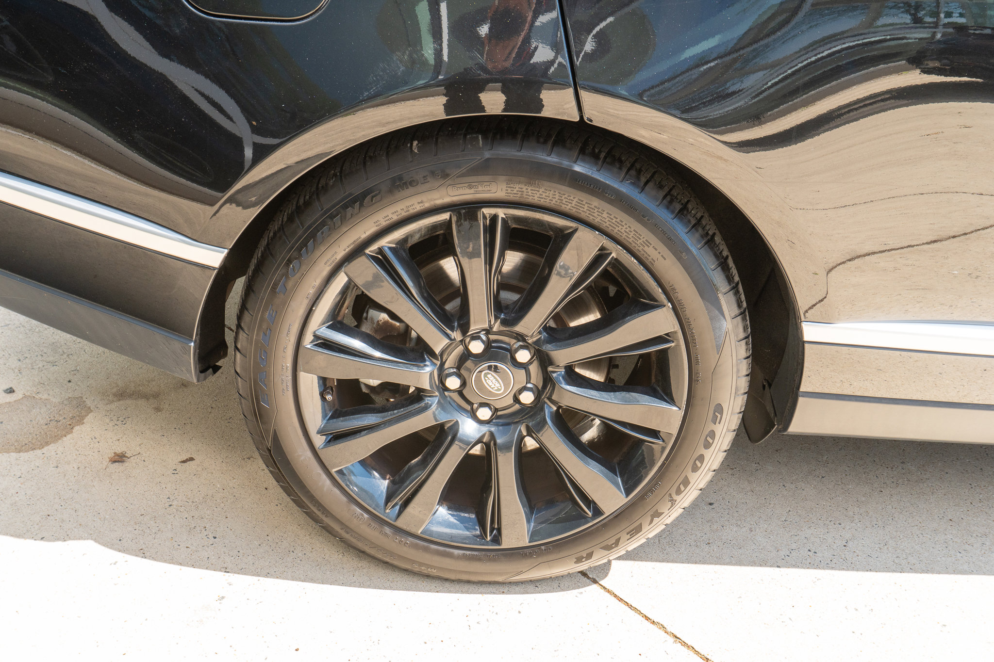 Used 2016 Land Rover Range Rover Supercharged image 43